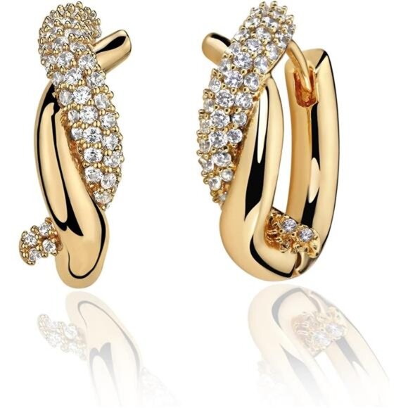 💛Small Gold Hoop Earrings – 14K Gold Plated💛 - Picture 1 of 5